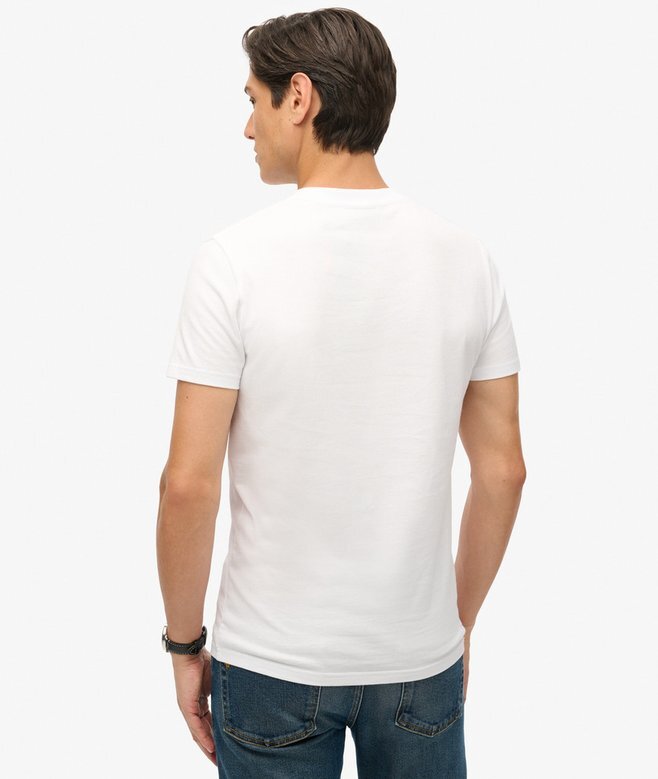 T-shirt med V-ringning och broderat logo i Organic Cotton T-shirt med V-ringning och broderat logo i Organic Cotton