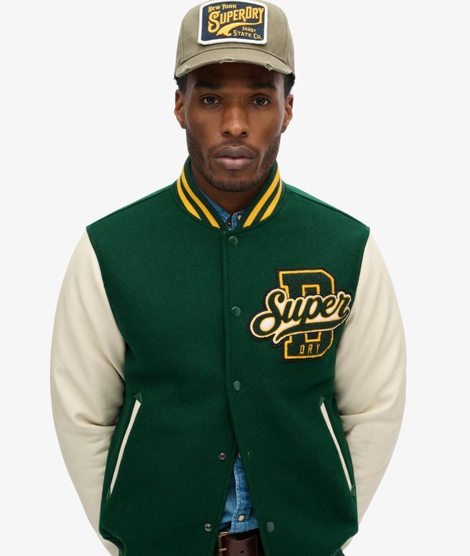 Varsity-bomberjacka i ull Varsity-bomberjacka i ull