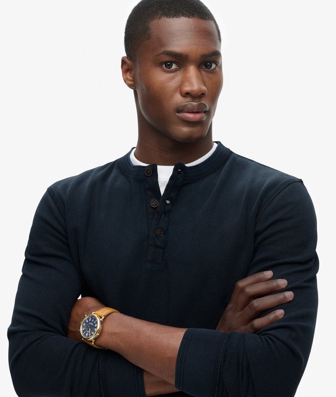 Vintage-texturerad Henley-tröja Vintage-texturerad Henley-tröja