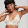Virkad halterneck-bralette